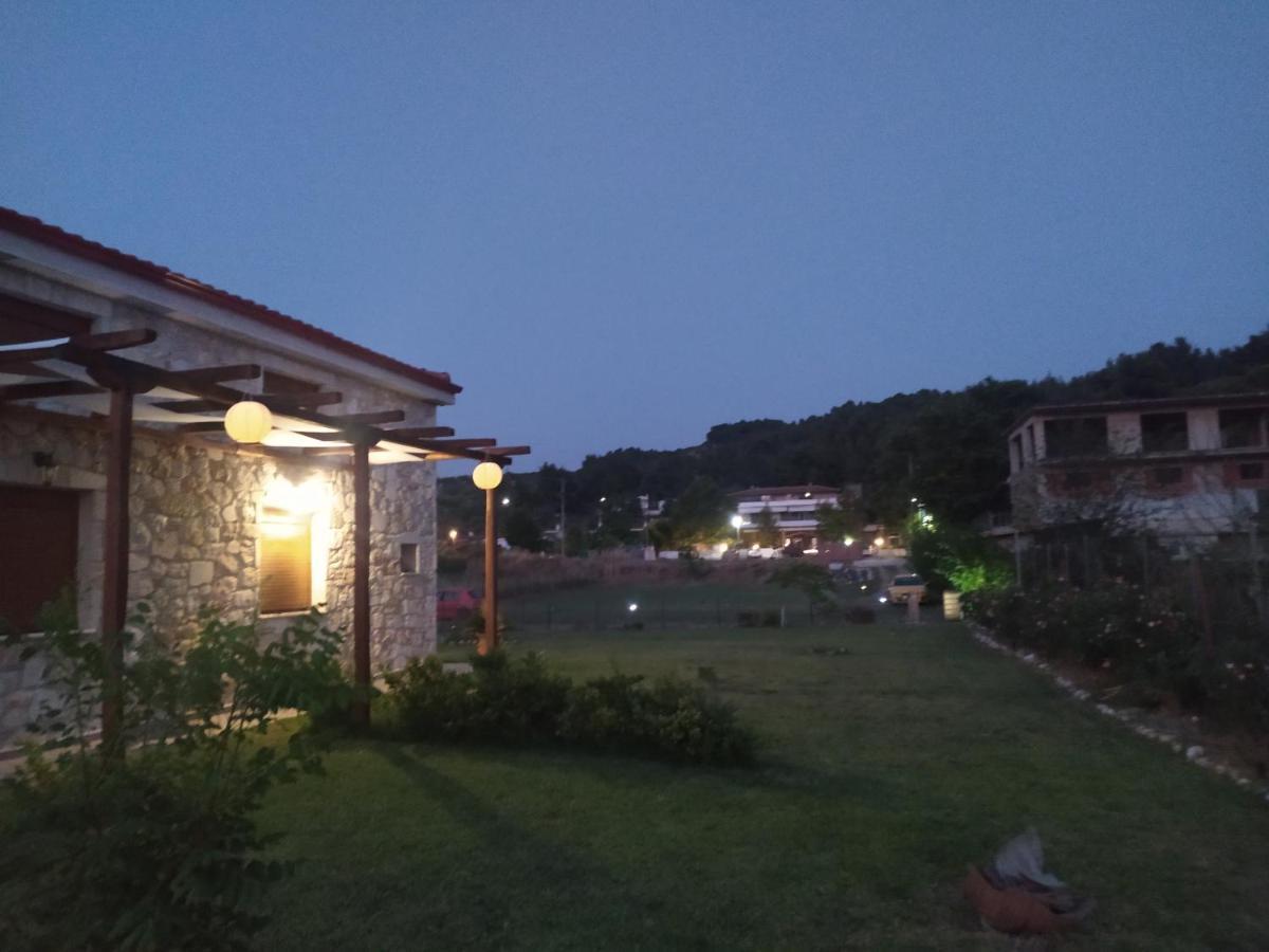 Apartamento To Petrino Spiti Possidi Exterior foto