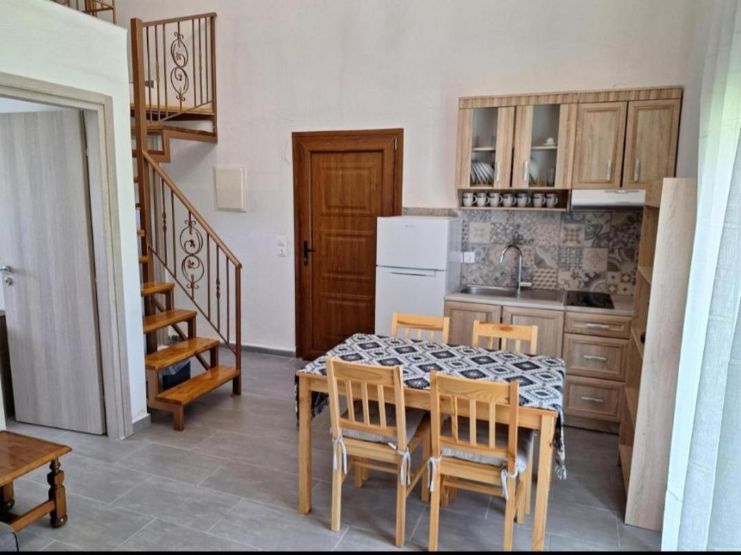 Apartamento To Petrino Spiti Possidi Habitación foto